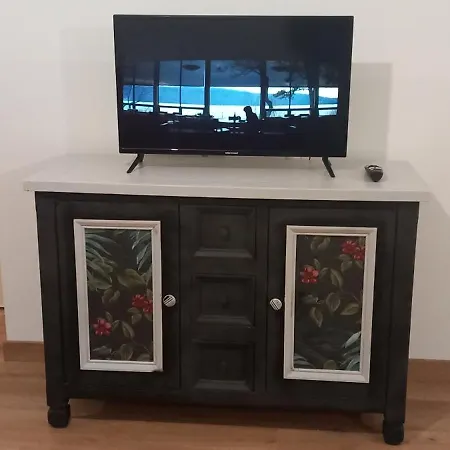 アパート Joli Cosy ノジャン・シュル・セーヌ