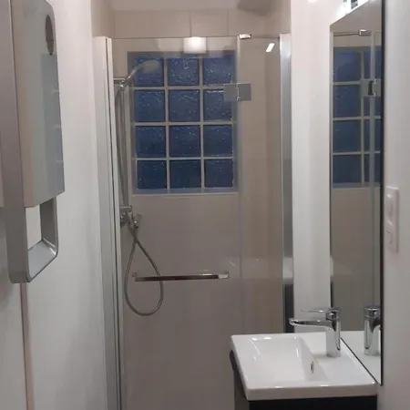 Joli Cosy アパート ノジャン・シュル・セーヌ